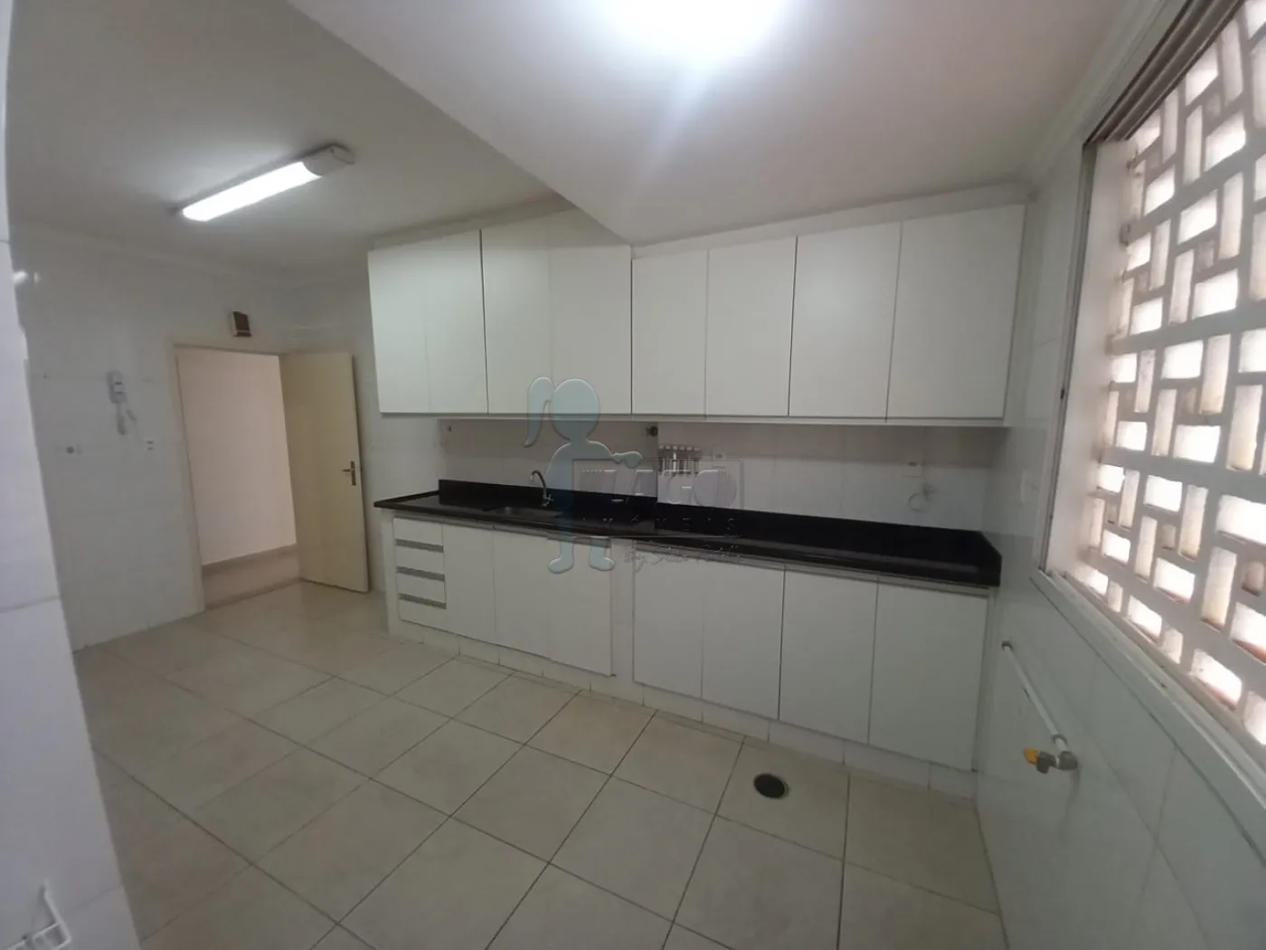 Alugar Apartamentos / Padrão em Ribeirão Preto R$ 1.300,00 - Foto 4