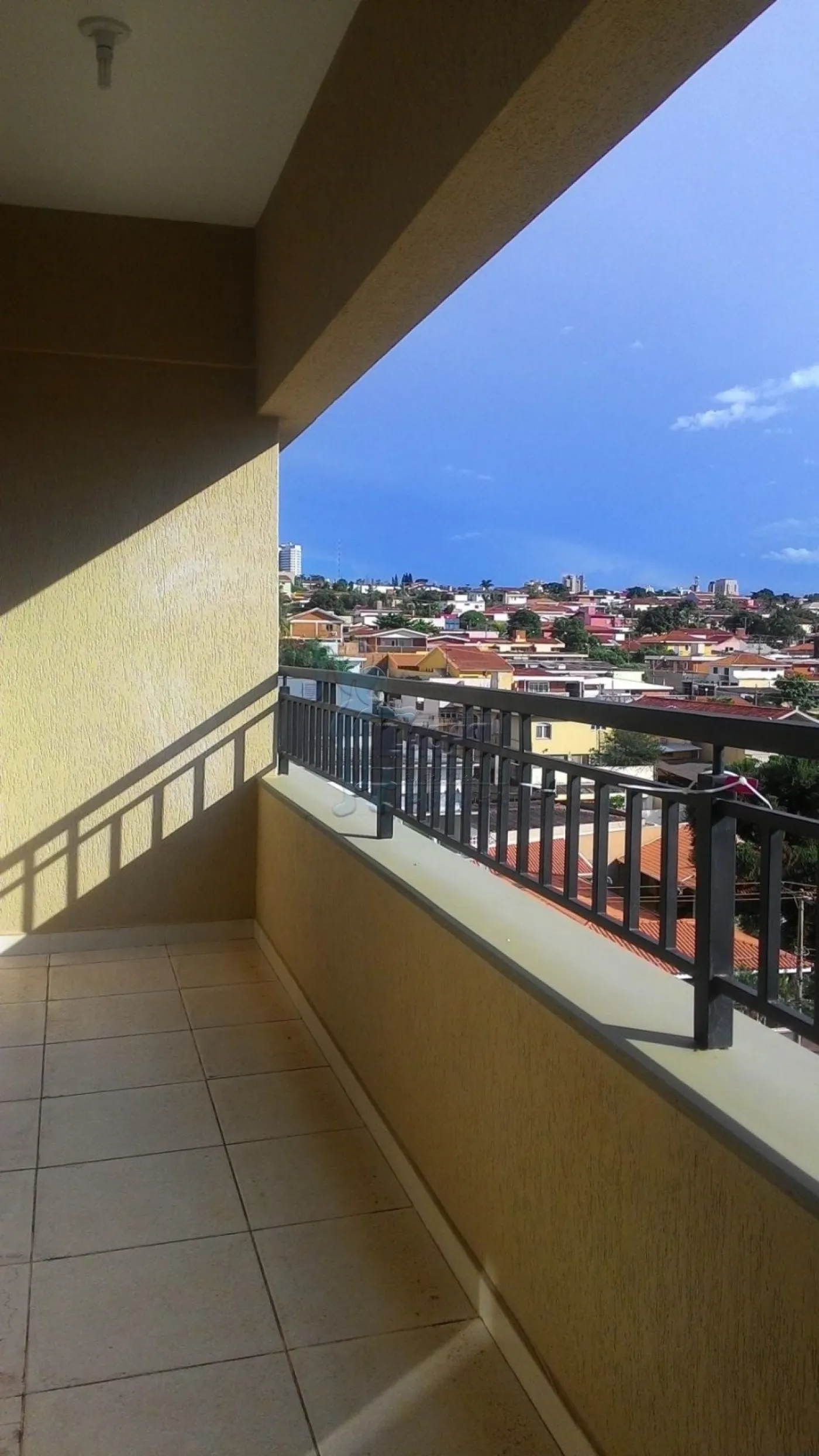 Comprar Apartamentos / Padrão em Ribeirão Preto R$ 240.000,00 - Foto 1