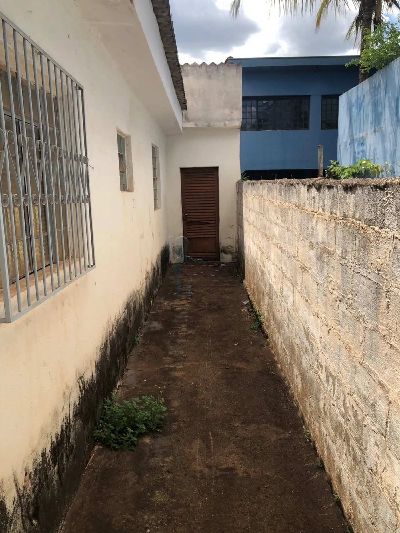 Comprar Casas / Padrão em Ribeirão Preto R$ 160.000,00 - Foto 3