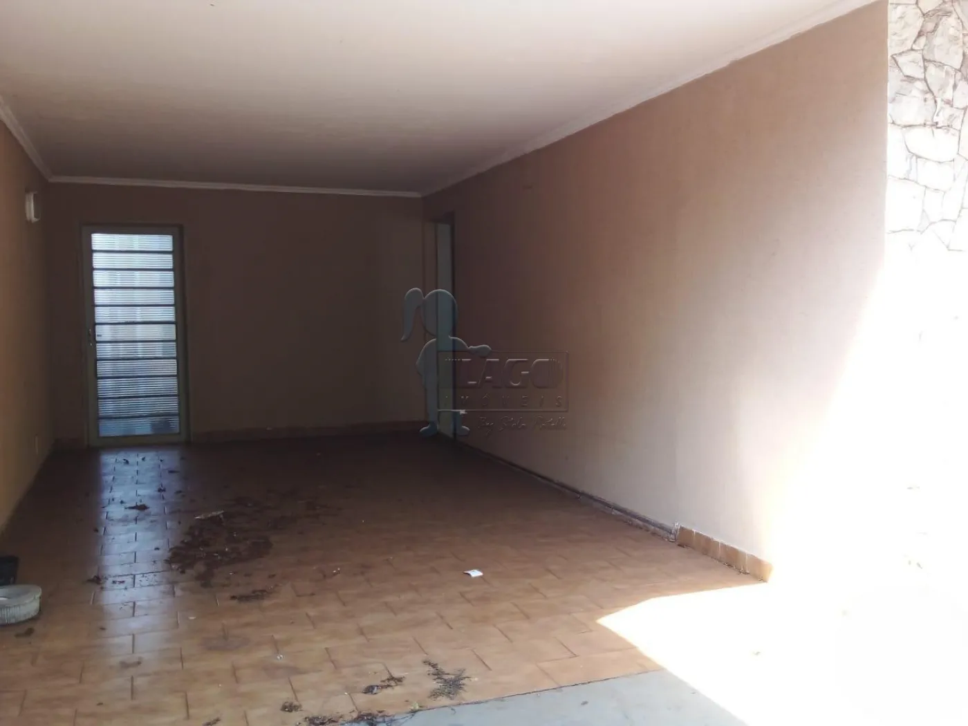 Comprar Casas / Padrão em Ribeirão Preto R$ 450.000,00 - Foto 1