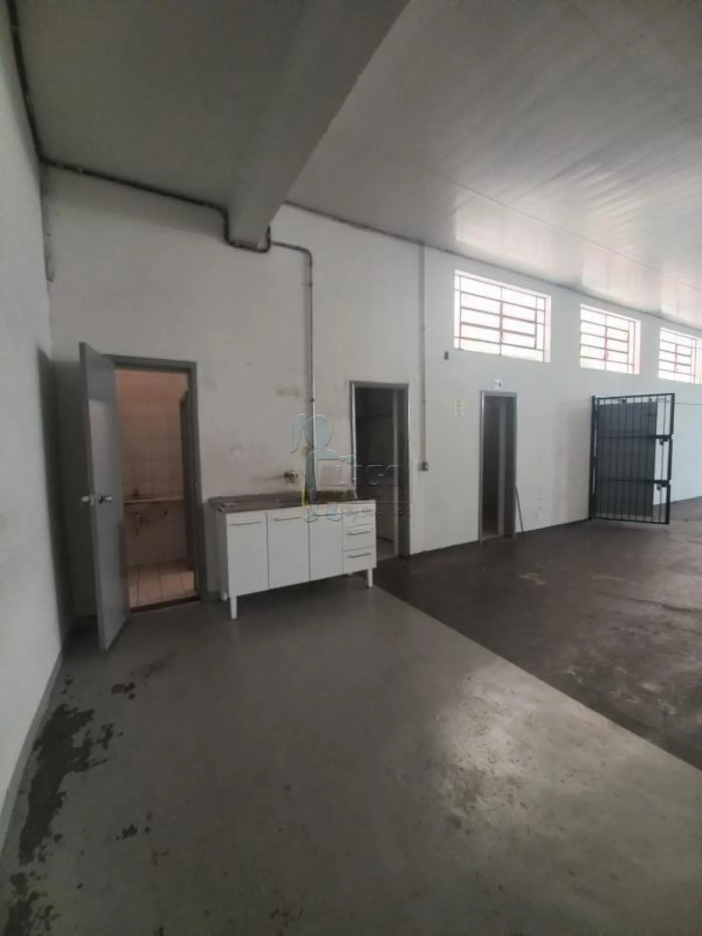 Alugar Comercial / Loja em Ribeirão Preto R$ 4.000,00 - Foto 8