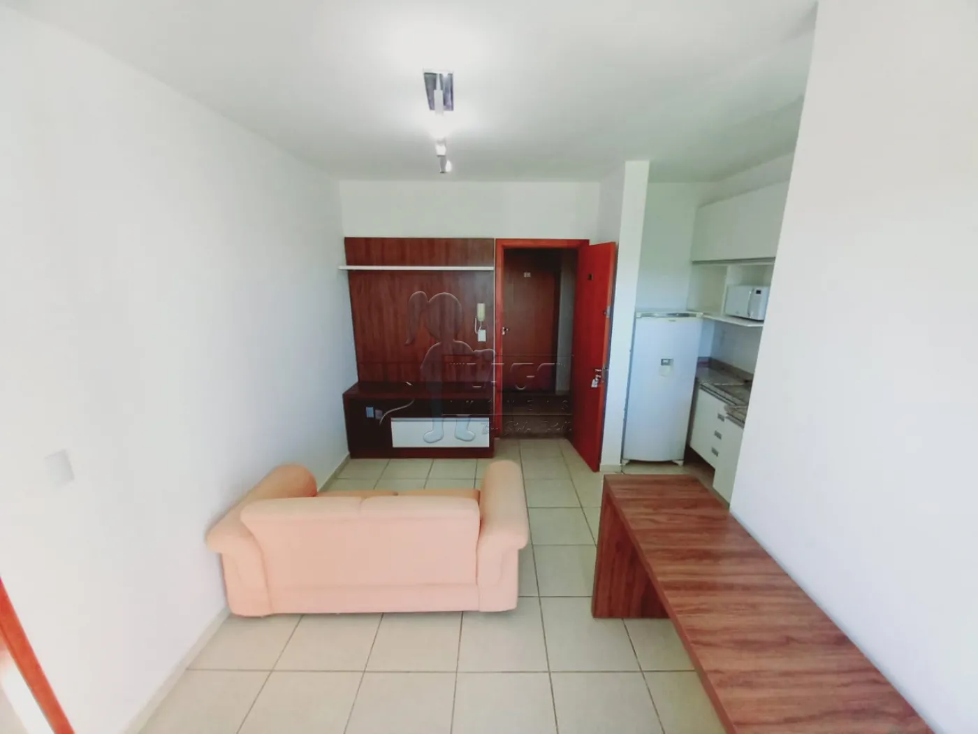 Alugar Apartamentos / Padrão em Ribeirão Preto R$ 1.200,00 - Foto 2