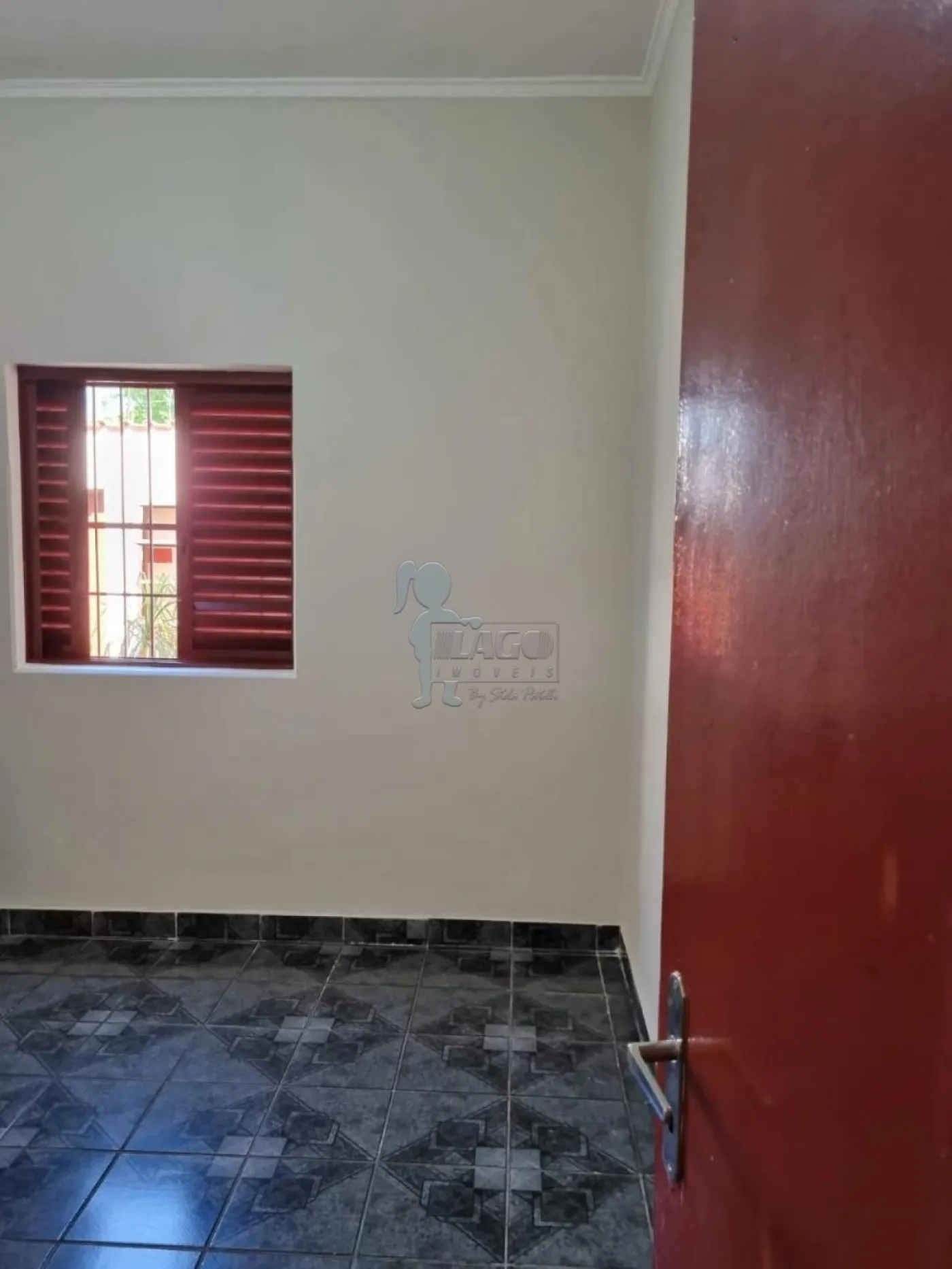 Comprar Casas / Padrão em Ribeirão Preto R$ 390.000,00 - Foto 4