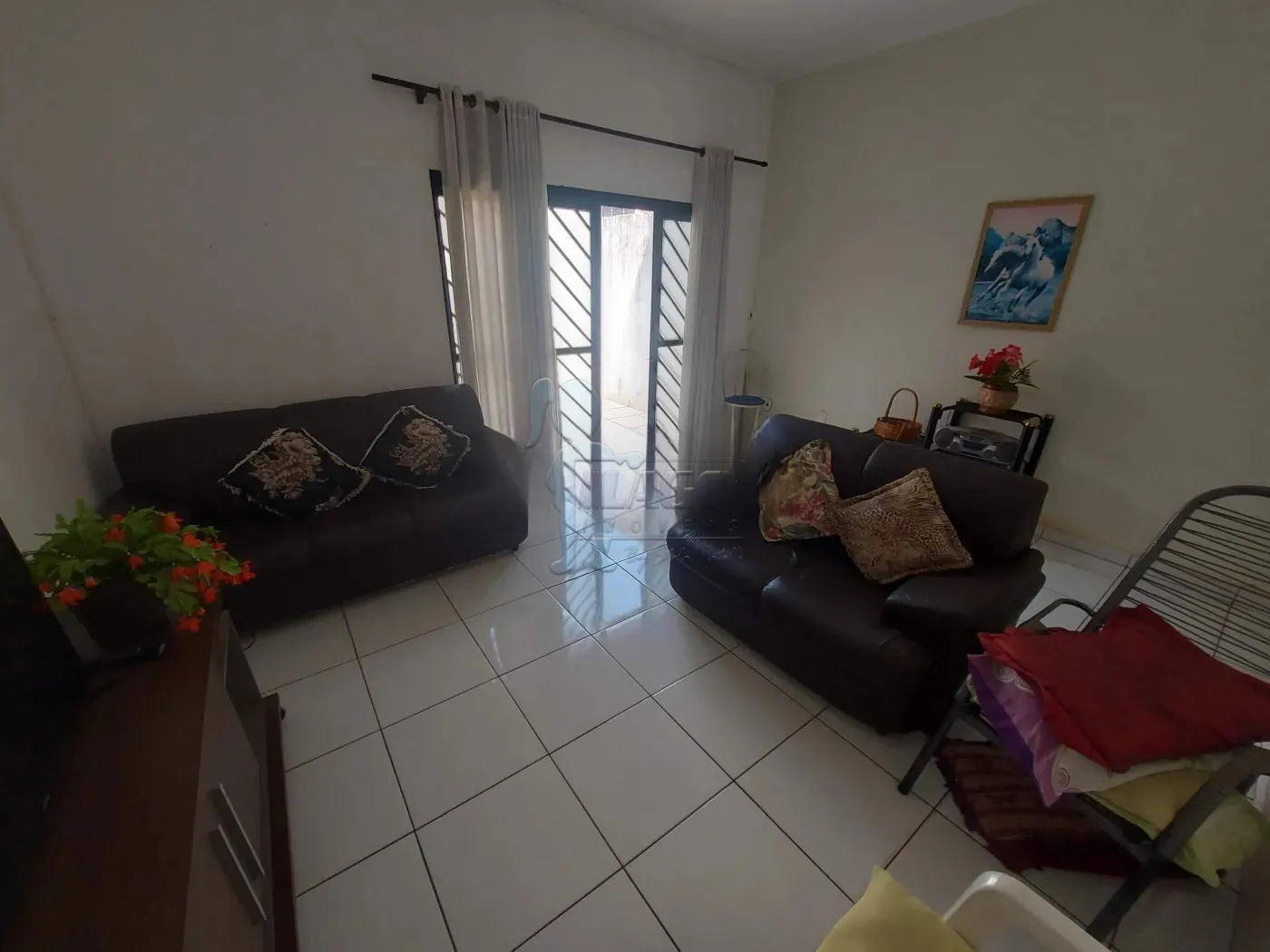 Comprar Casas / Padrão em Ribeirão Preto R$ 360.000,00 - Foto 4