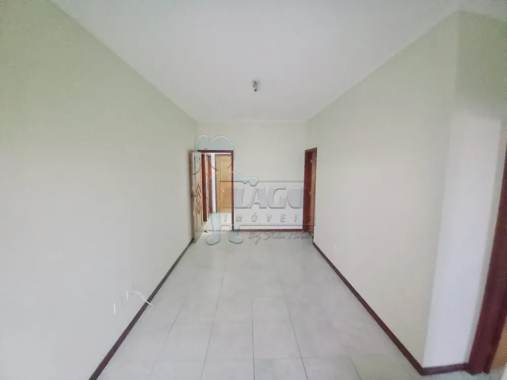 Alugar Apartamentos / Padrão em Ribeirão Preto R$ 800,00 - Foto 1