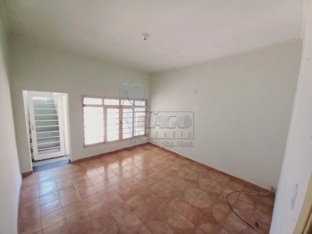 Alugar Casas / Padrão em Ribeirão Preto R$ 2.500,00 - Foto 1