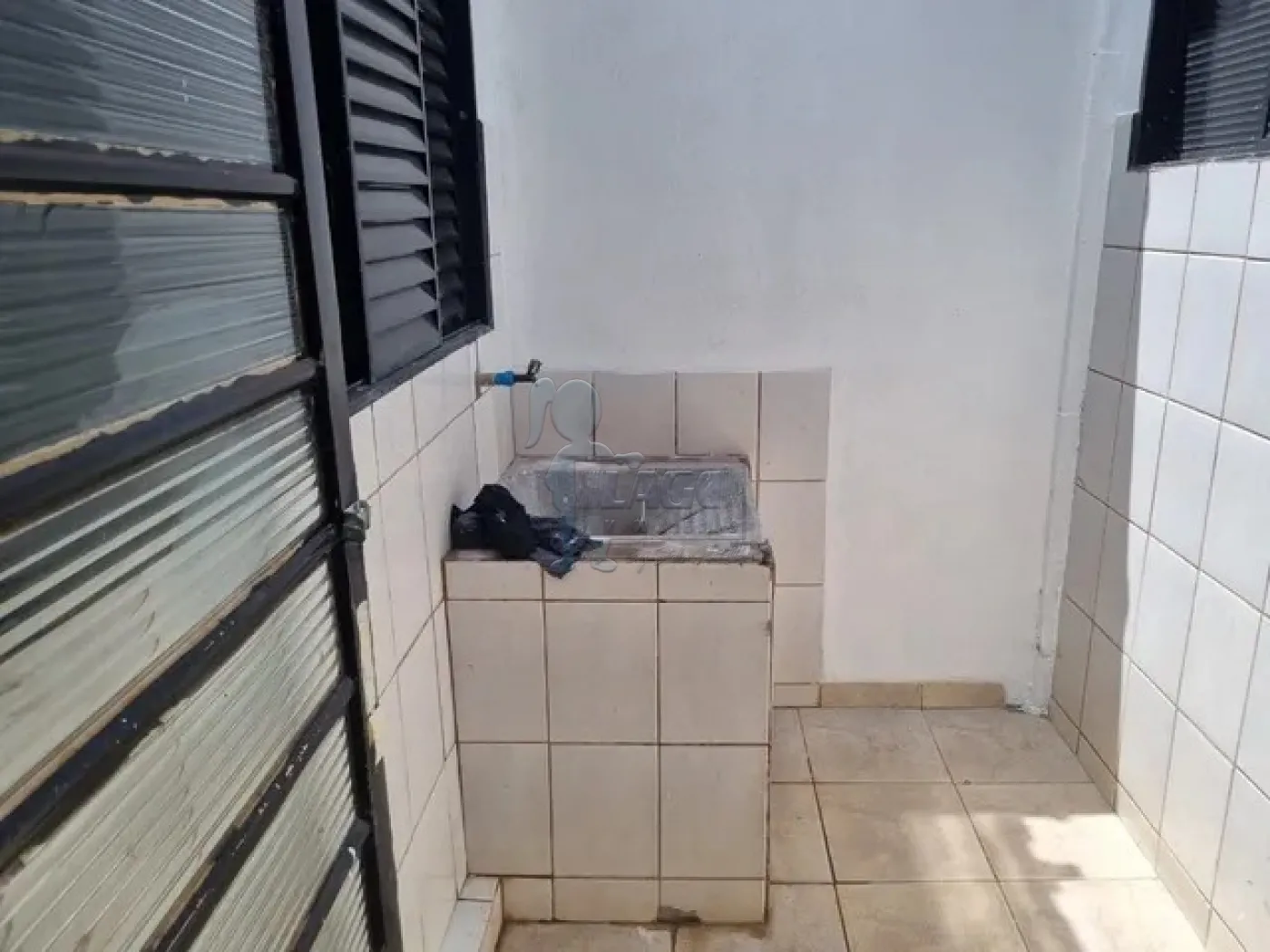 Alugar Casas / Padrão em Ribeirão Preto R$ 1.800,00 - Foto 5