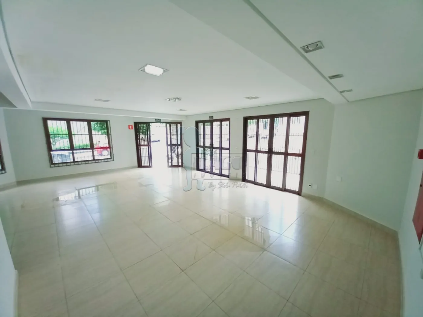 Alugar Comercial / Sala Comercial em Ribeirão Preto R$ 2.800,00 - Foto 1