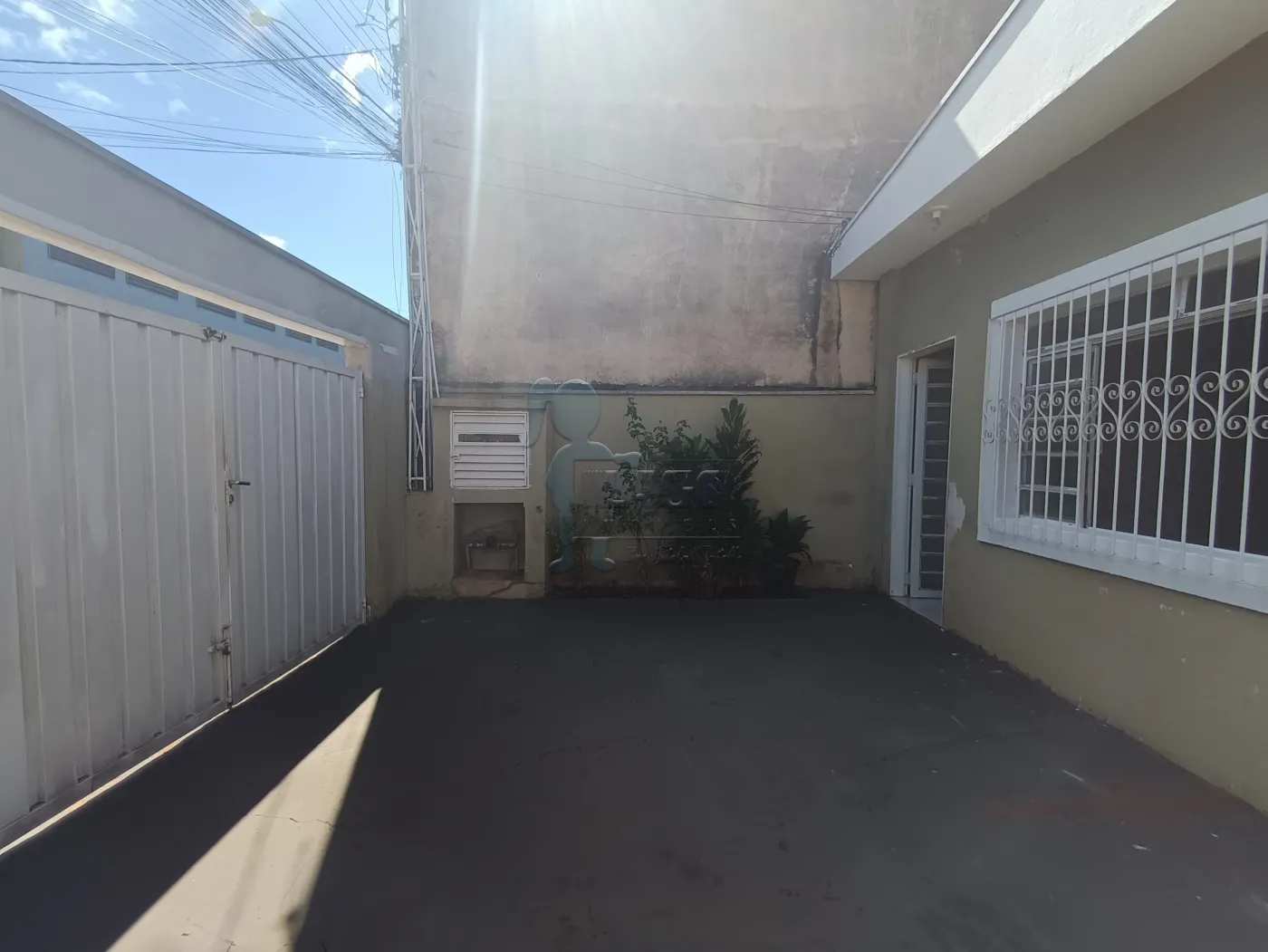 Comprar Casas / Padrão em Ribeirão Preto R$ 300.000,00 - Foto 5