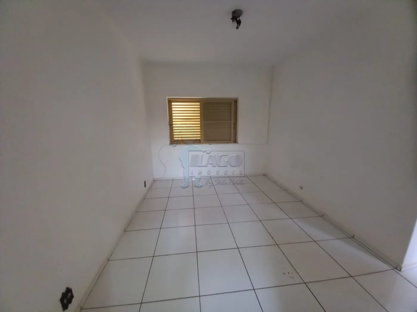 Alugar Casas / Padrão em Ribeirão Preto R$ 2.300,00 - Foto 13