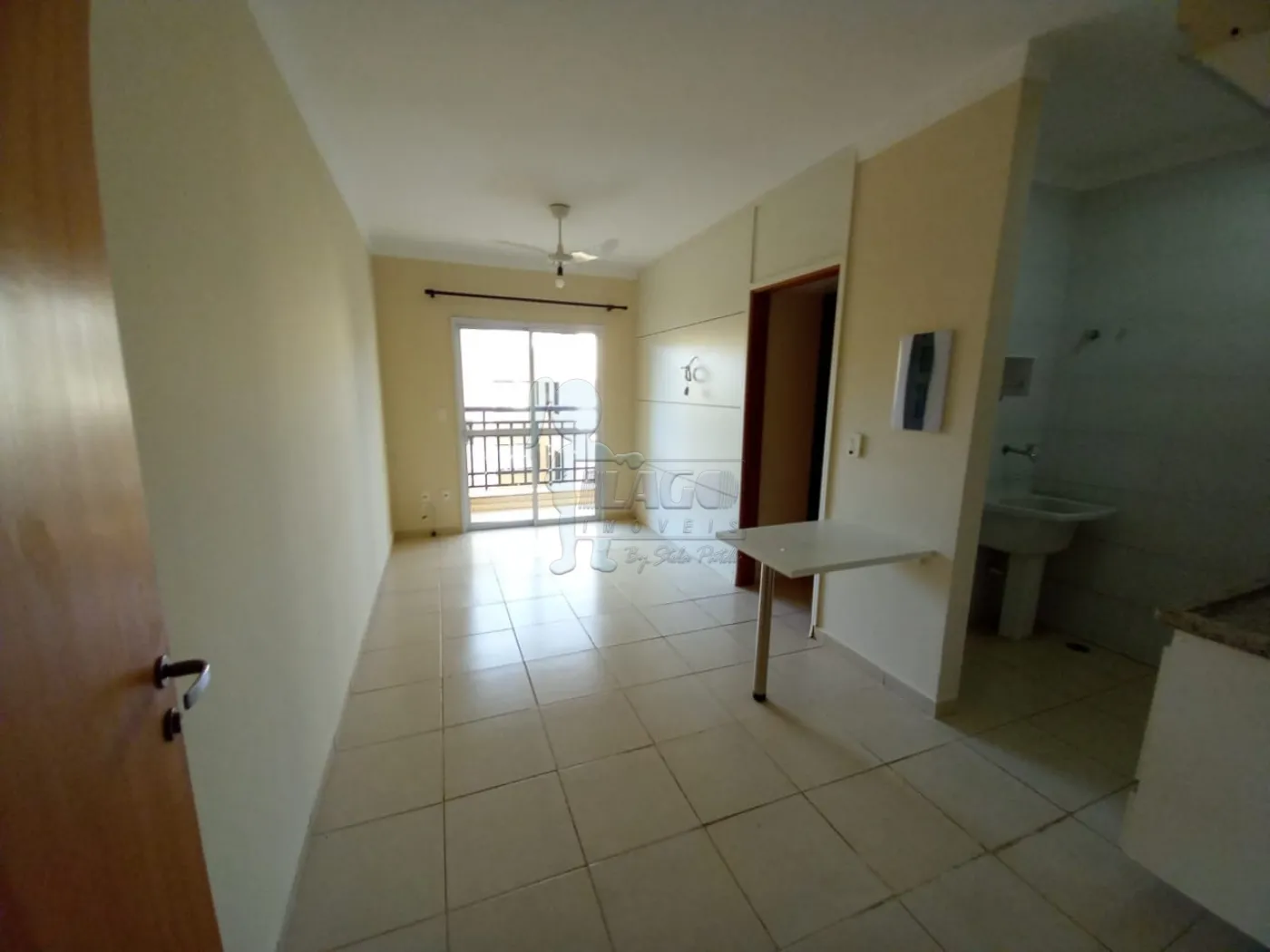 Alugar Apartamentos / Padrão em Ribeirão Preto R$ 1.250,00 - Foto 3