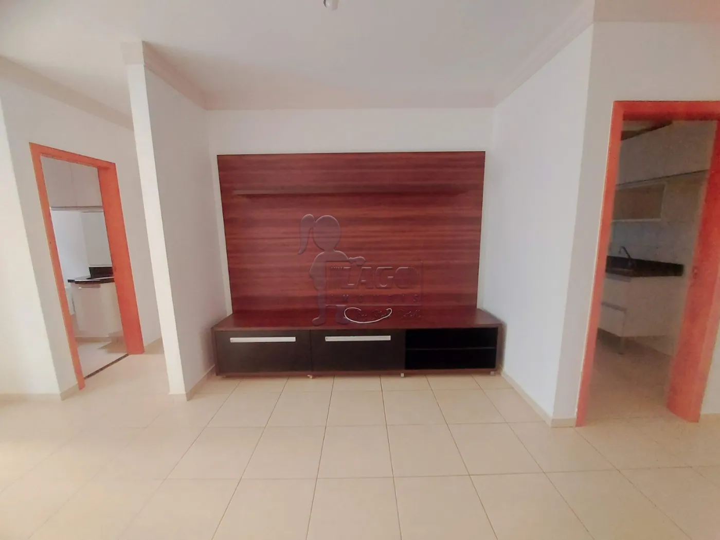 Alugar Apartamentos / Padrão em Ribeirão Preto R$ 1.600,00 - Foto 3