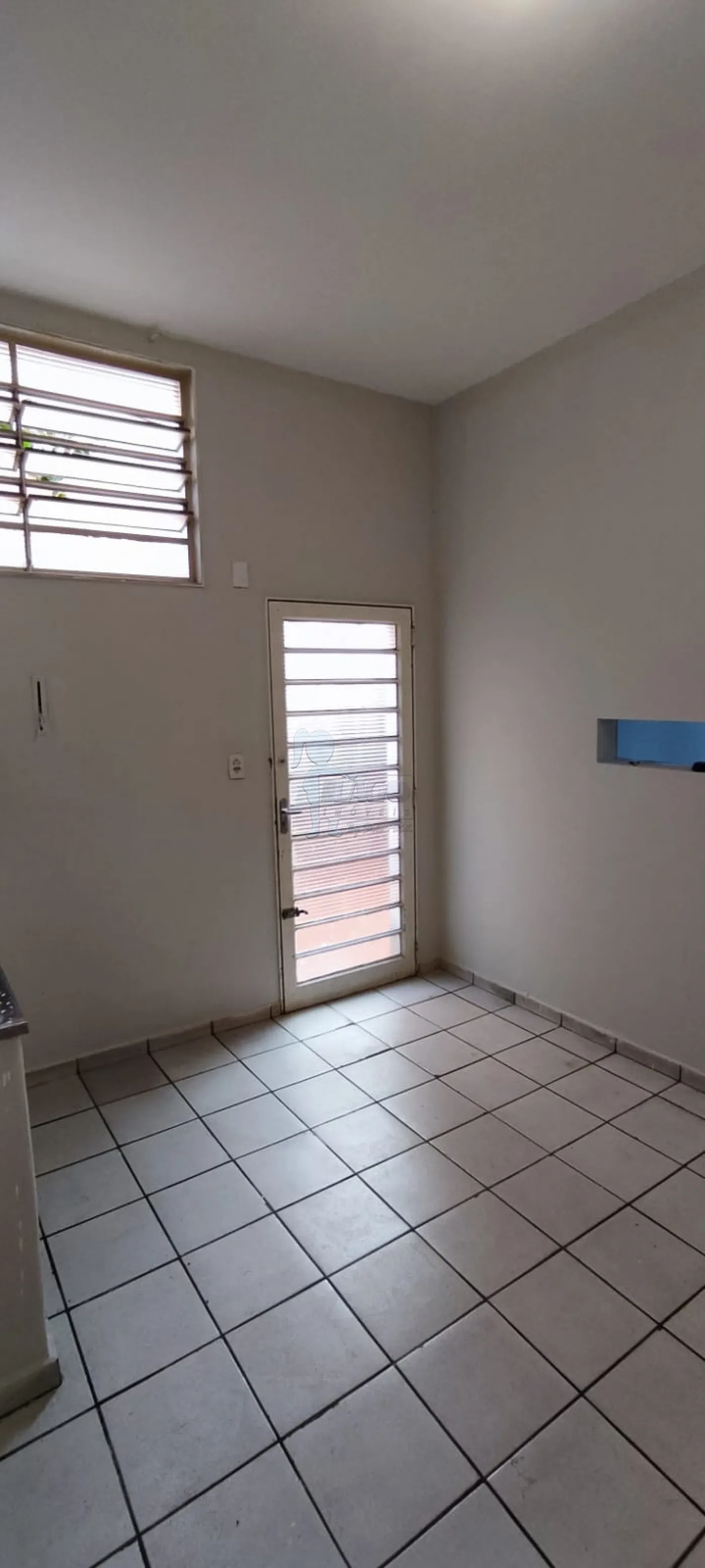 Alugar Comercial / Casa Comercial em Ribeirão Preto R$ 1.350,00 - Foto 5