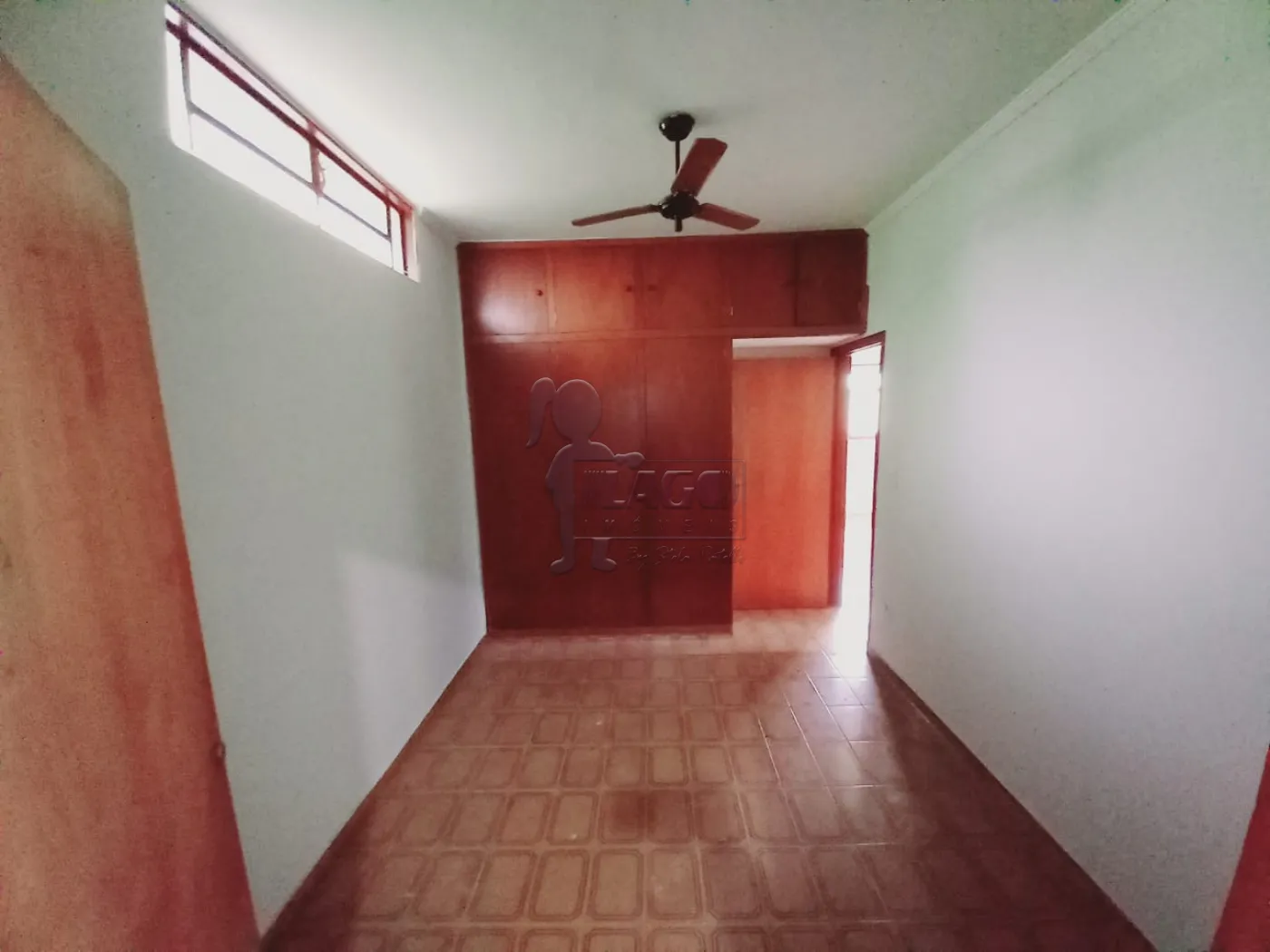 Alugar Casas / Padrão em Ribeirão Preto R$ 1.250,00 - Foto 3