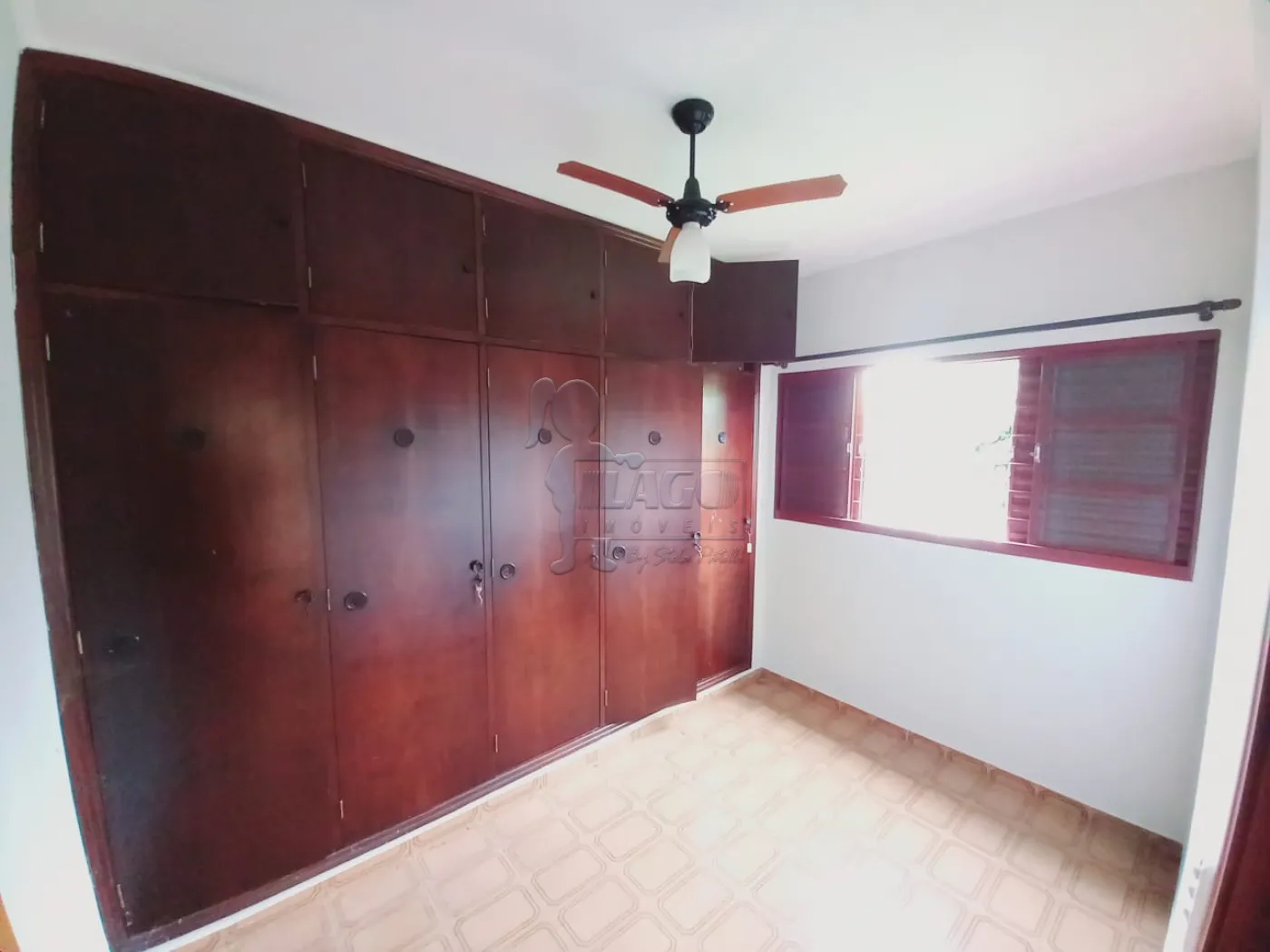 Alugar Casas / Padrão em Ribeirão Preto R$ 1.250,00 - Foto 4