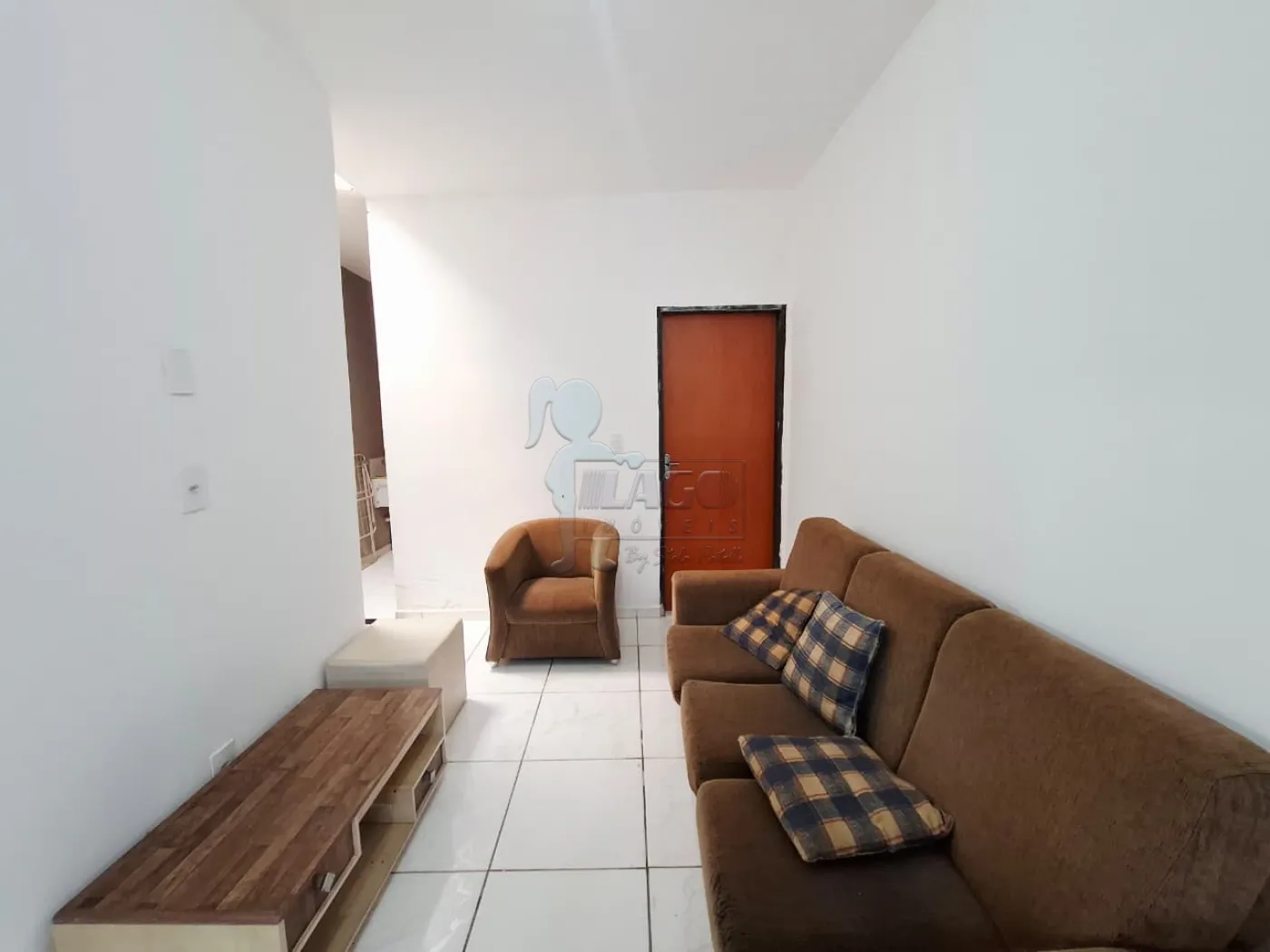 Alugar Casa / Padrão em Ribeirão Preto R$ 800,00 - Foto 3