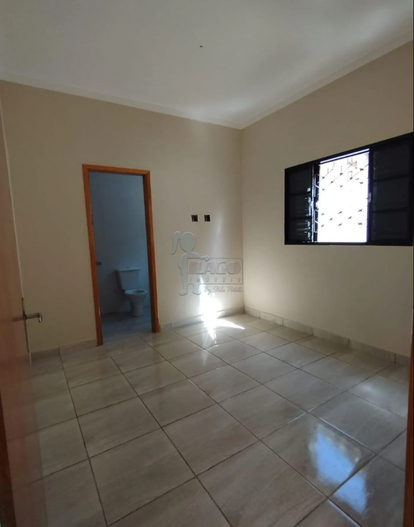 Alugar Casas / Padrão em Ribeirão Preto R$ 1.400,00 - Foto 4