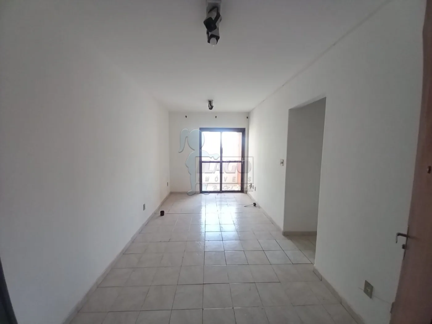 Alugar Apartamentos / Padrão em Ribeirão Preto R$ 900,00 - Foto 1