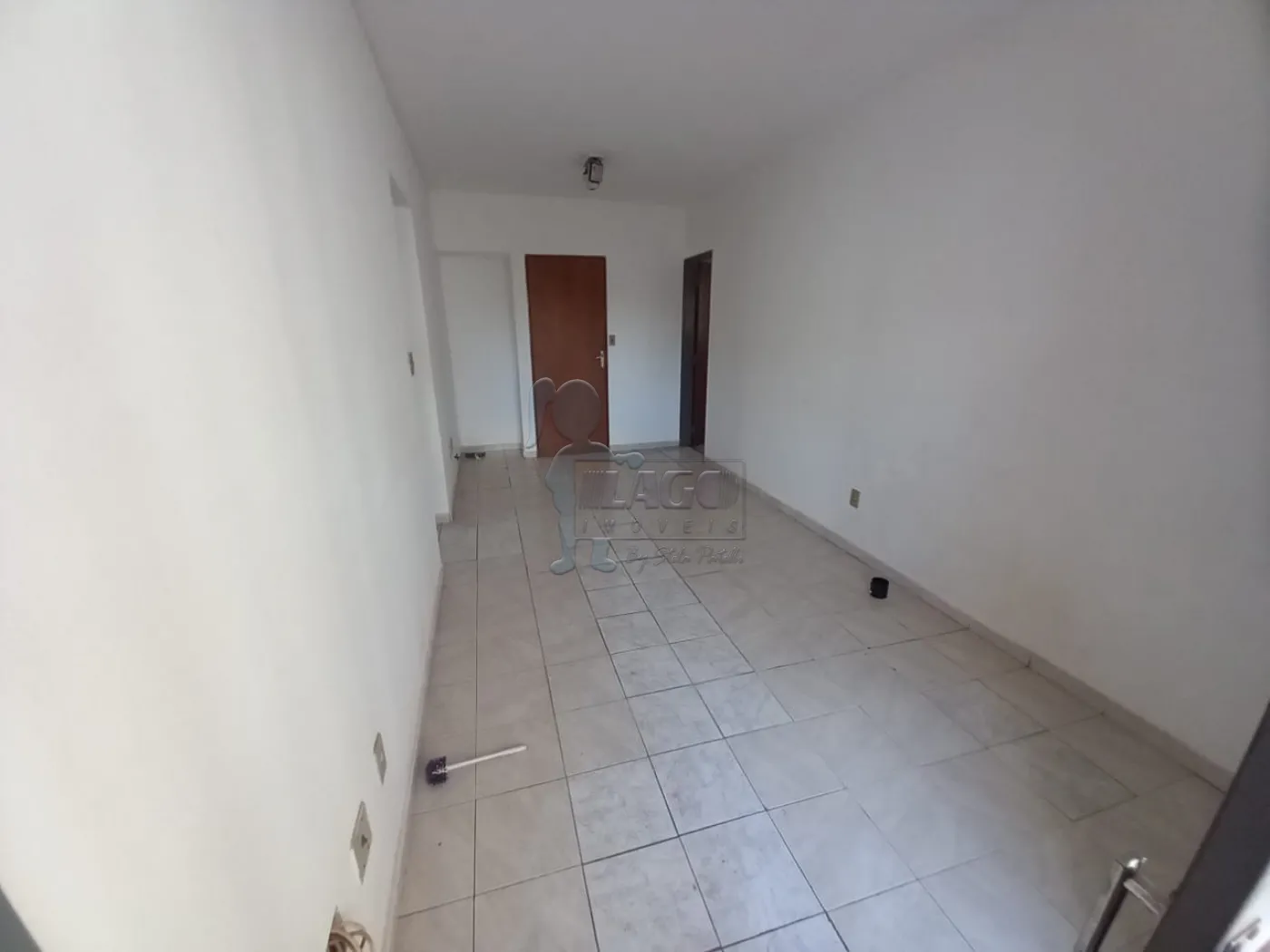 Alugar Apartamentos / Padrão em Ribeirão Preto R$ 900,00 - Foto 2