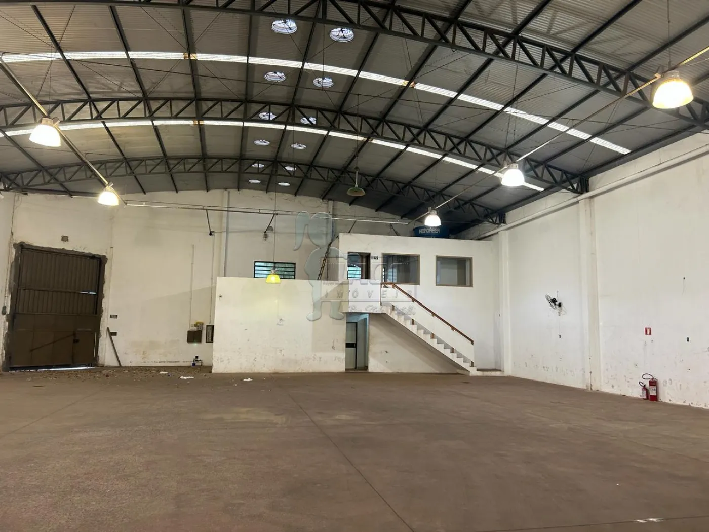 Alugar Comercial / Salão/Galpão/Armazém em Ribeirão Preto R$ 11.000,00 - Foto 3