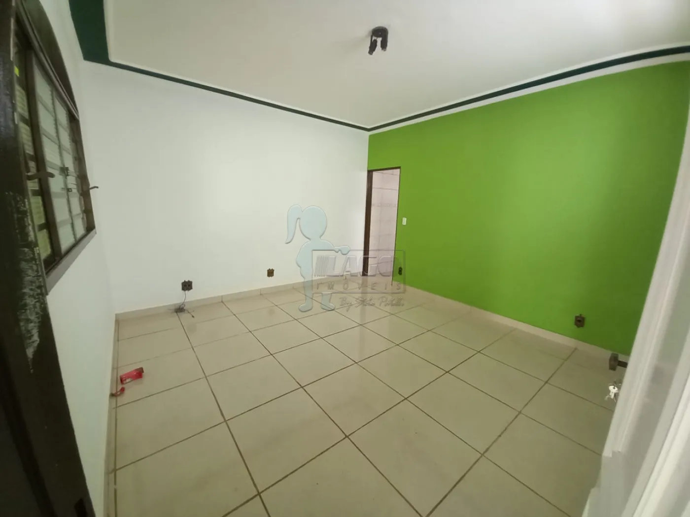 Alugar Casas / Padrão em Ribeirão Preto R$ 1.900,00 - Foto 2