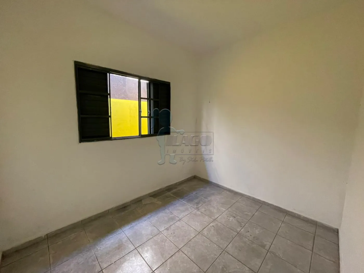 Comprar Casas / Padrão em Ribeirão Preto R$ 215.000,00 - Foto 1