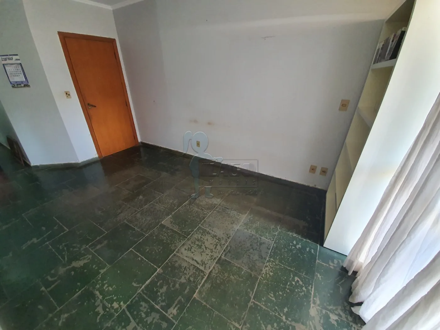 Alugar Apartamentos / Padrão em Ribeirão Preto R$ 1.500,00 - Foto 1