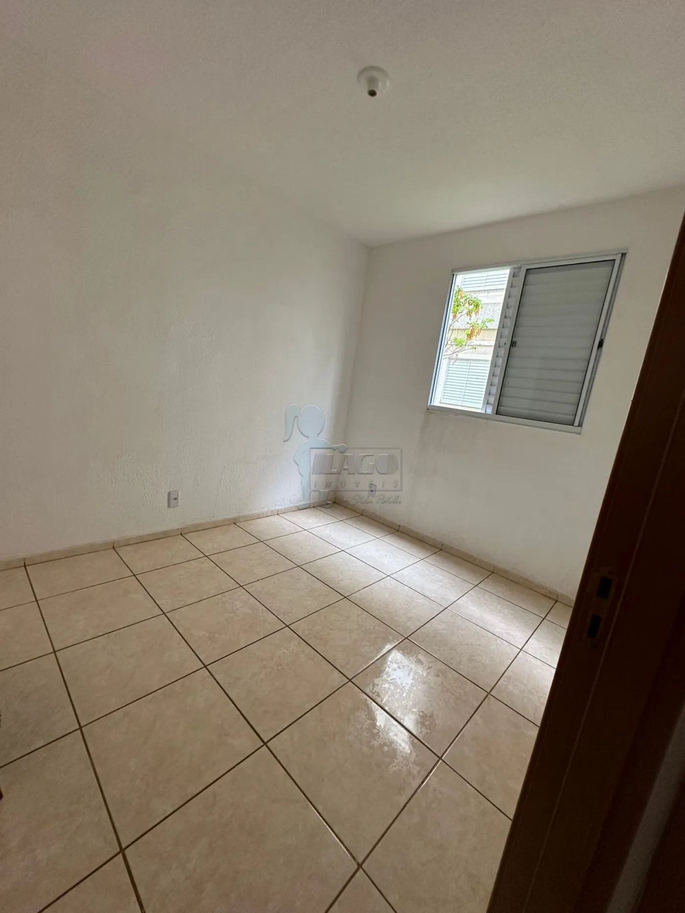 Comprar Apartamentos / Padrão em Ribeirão Preto R$ 180.000,00 - Foto 5