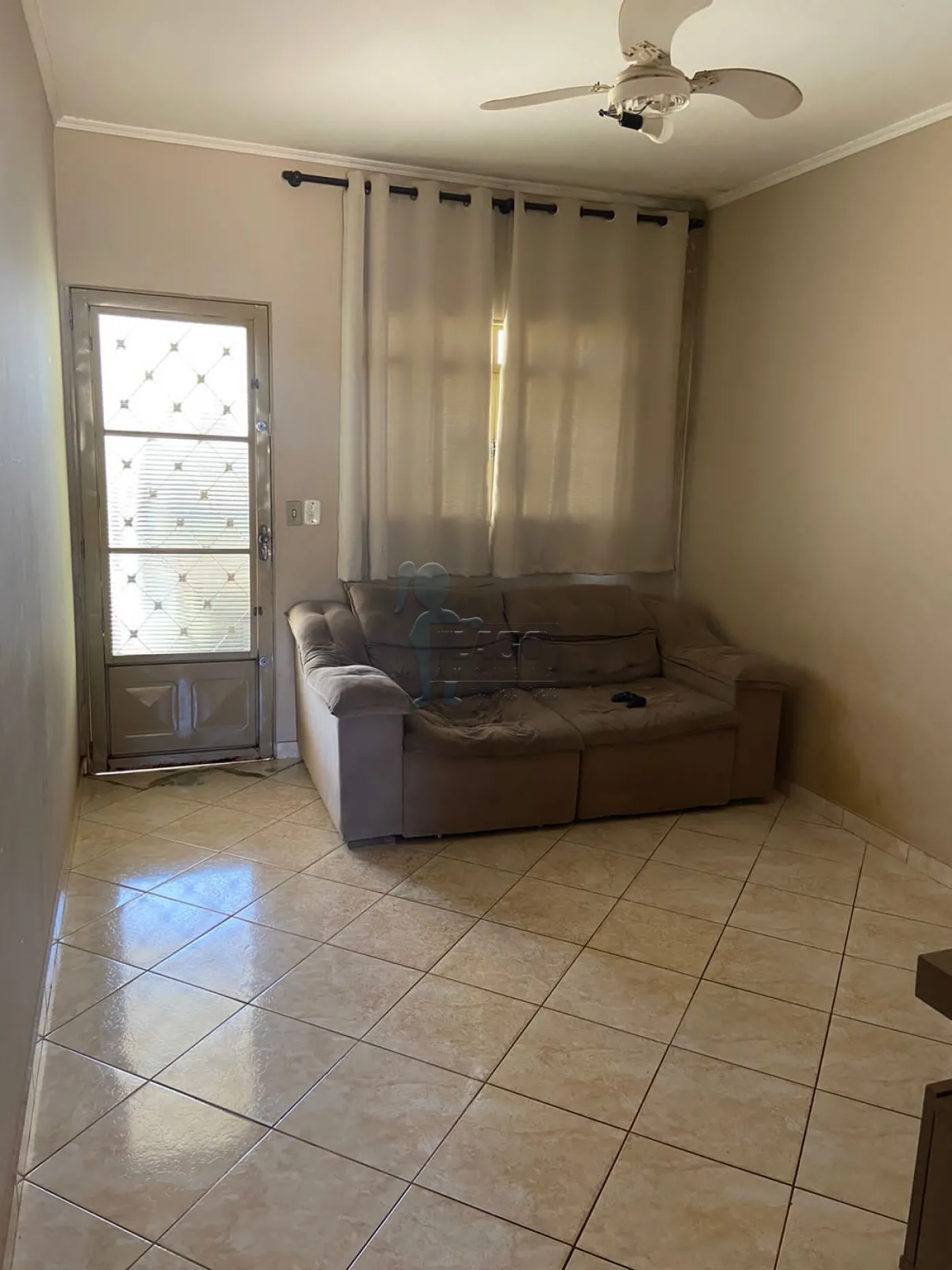 Alugar Casas / Padrão em Ribeirão Preto R$ 1.100,00 - Foto 10