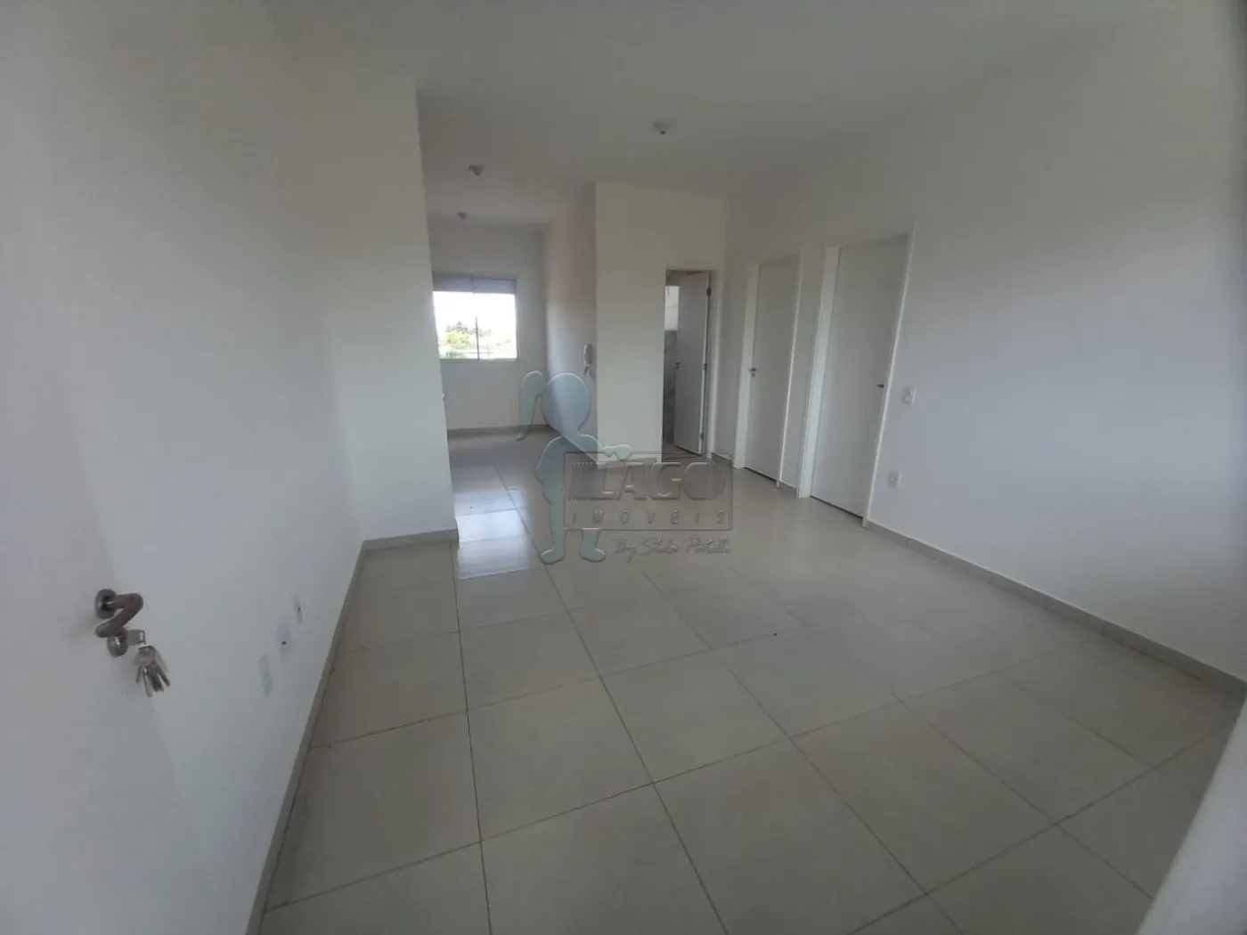 Alugar Apartamentos / Padrão em Ribeirão Preto R$ 1.700,00 - Foto 1