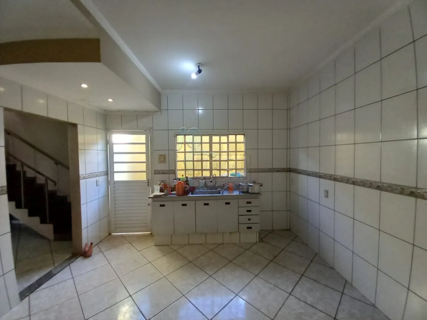 Alugar Casas / Padrão em Ribeirão Preto R$ 1.900,00 - Foto 5