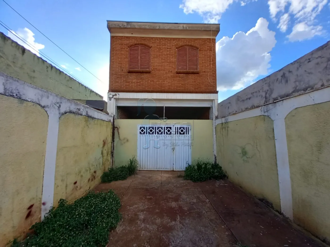 Alugar Casas / Padrão em Ribeirão Preto R$ 1.200,00 - Foto 1