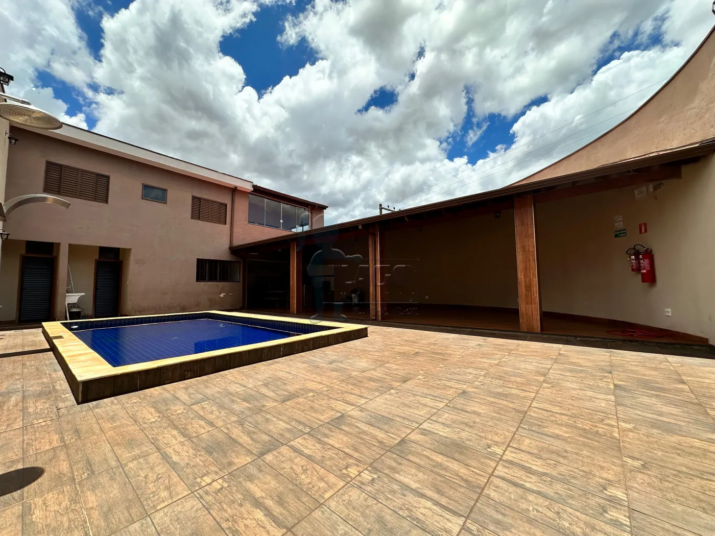 Comprar Casas / Padrão em Ribeirão Preto R$ 480.000,00 - Foto 1