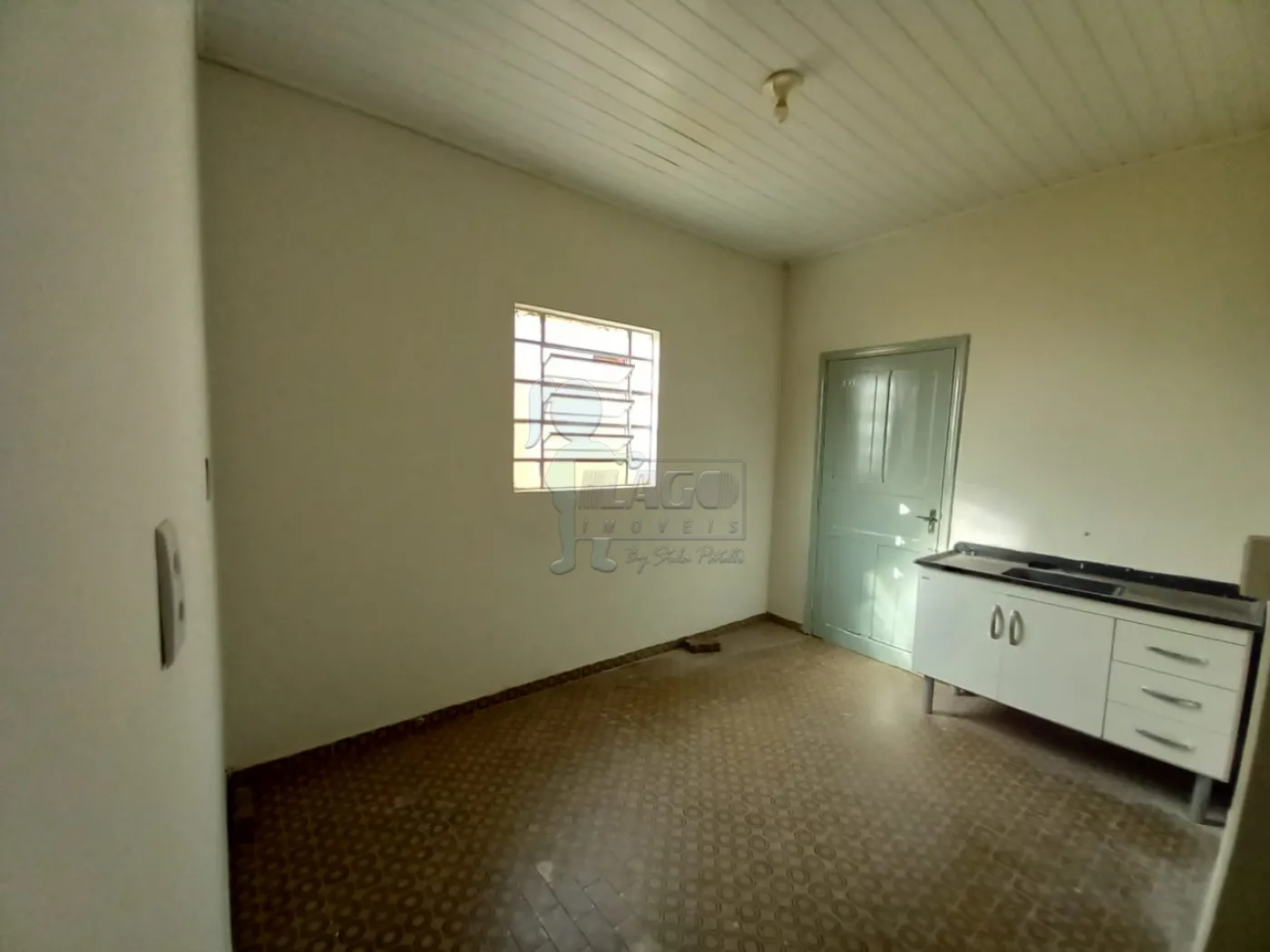 Alugar Casas / Padrão em Ribeirão Preto R$ 850,00 - Foto 5