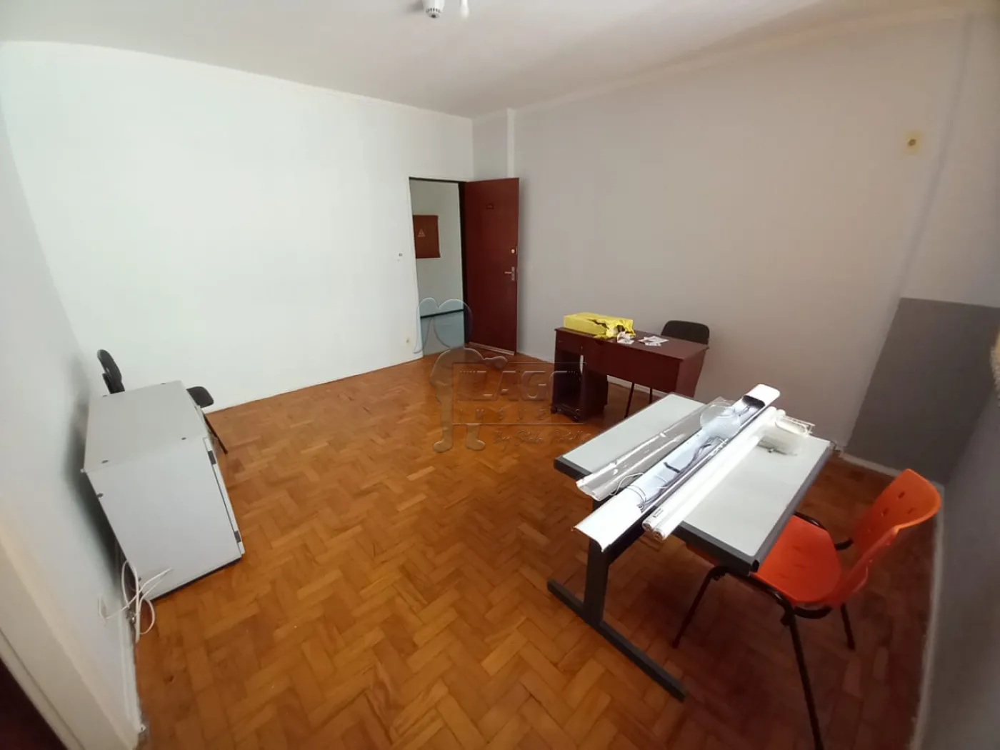 Alugar Comercial / Sala Comercial em Ribeirão Preto R$ 700,00 - Foto 4