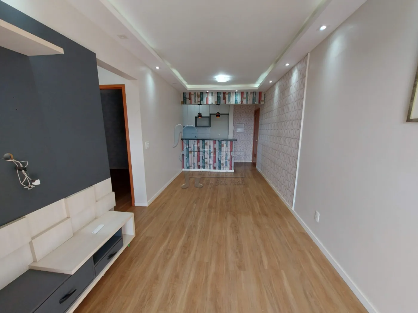 Comprar Apartamentos / Padrão em Ribeirão Preto R$ 245.000,00 - Foto 3