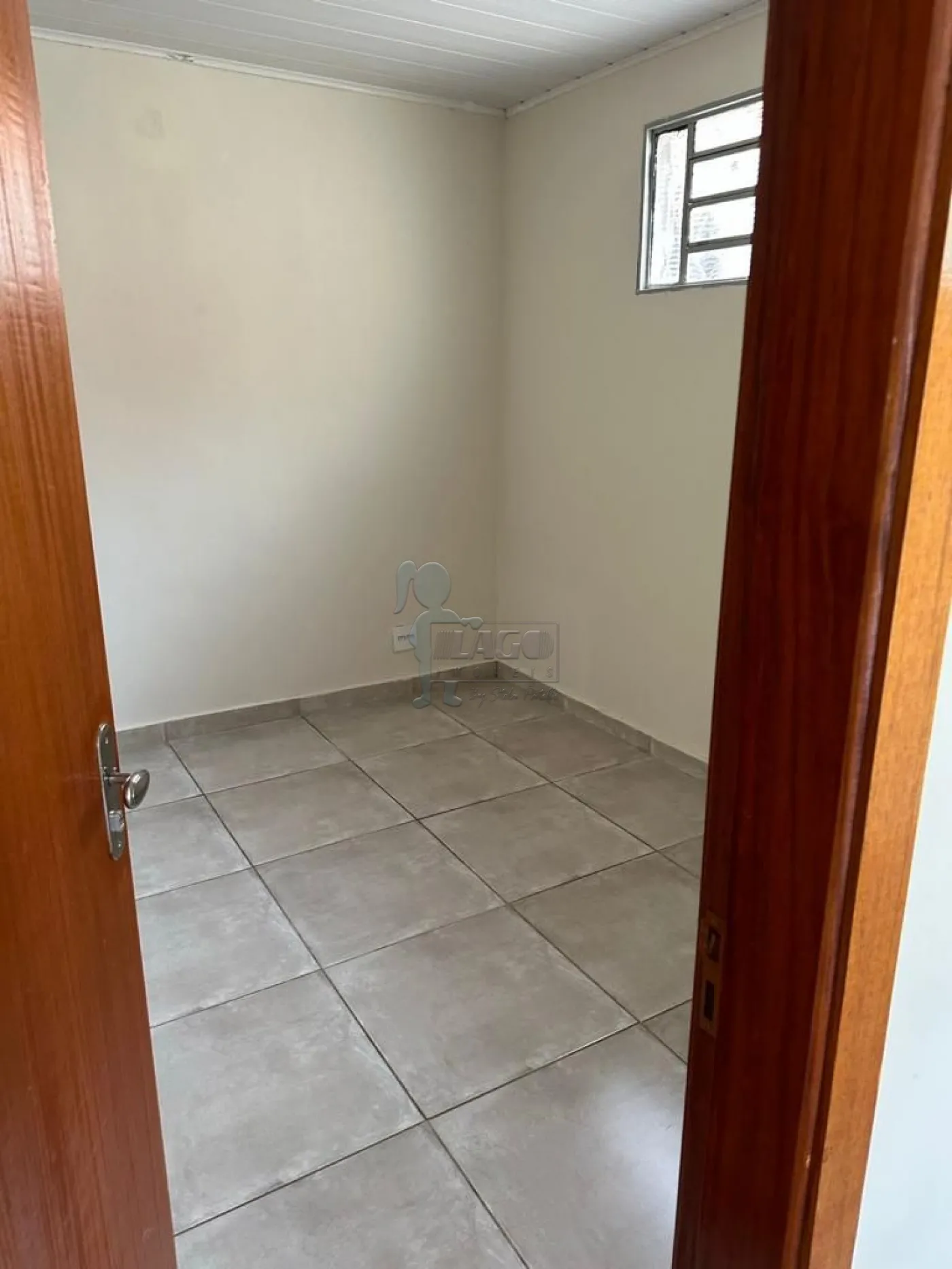 Alugar Comercial / Salão/Galpão/Armazém em Ribeirão Preto R$ 1.300,00 - Foto 2