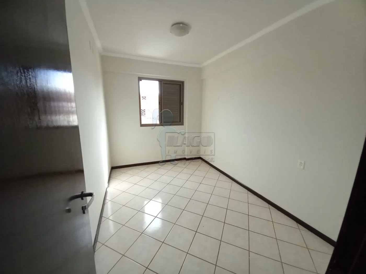 Alugar Apartamentos / Padrão em Ribeirão Preto R$ 1.700,00 - Foto 6