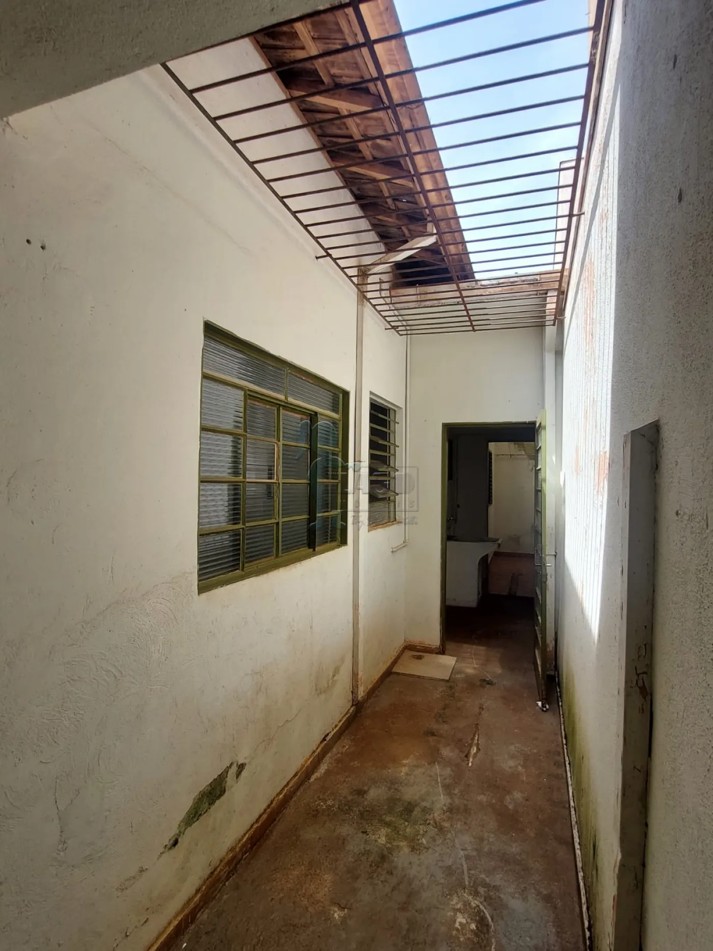 Comprar Casas / Padrão em Ribeirão Preto R$ 180.000,00 - Foto 9