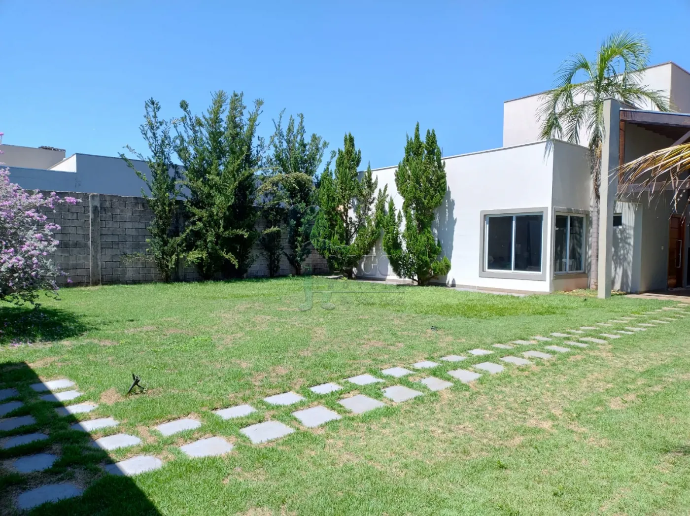 Alugar Casas / Condomínio em Jardinópolis R$ 3.500,00 - Foto 5