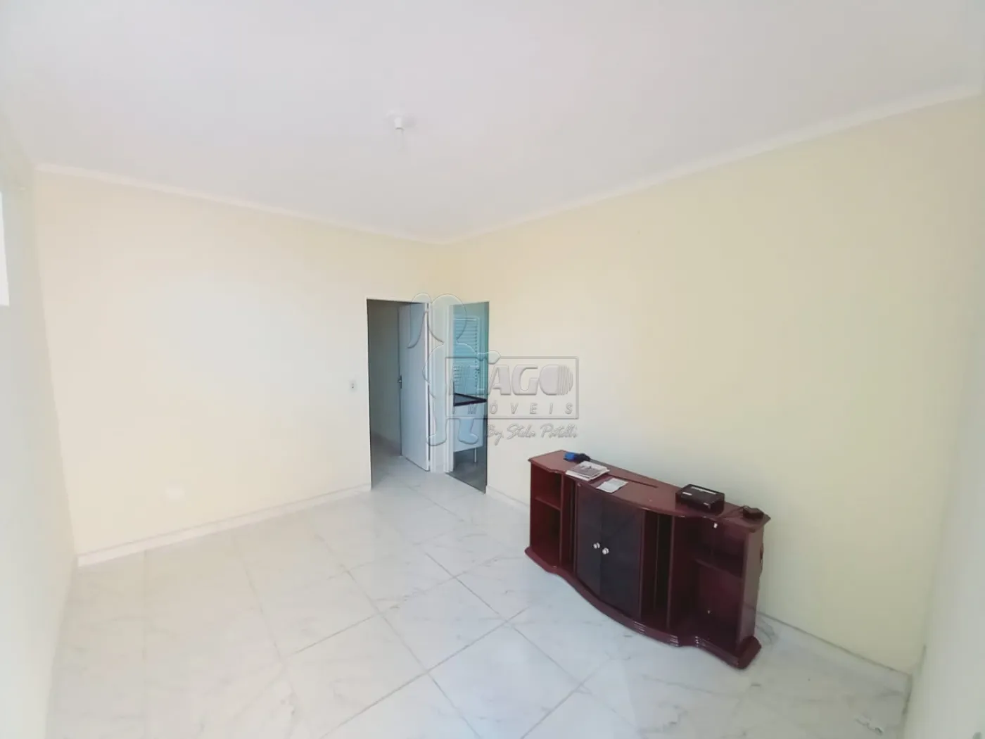 Comprar Casas / Padrão em Ribeirão Preto R$ 220.000,00 - Foto 2