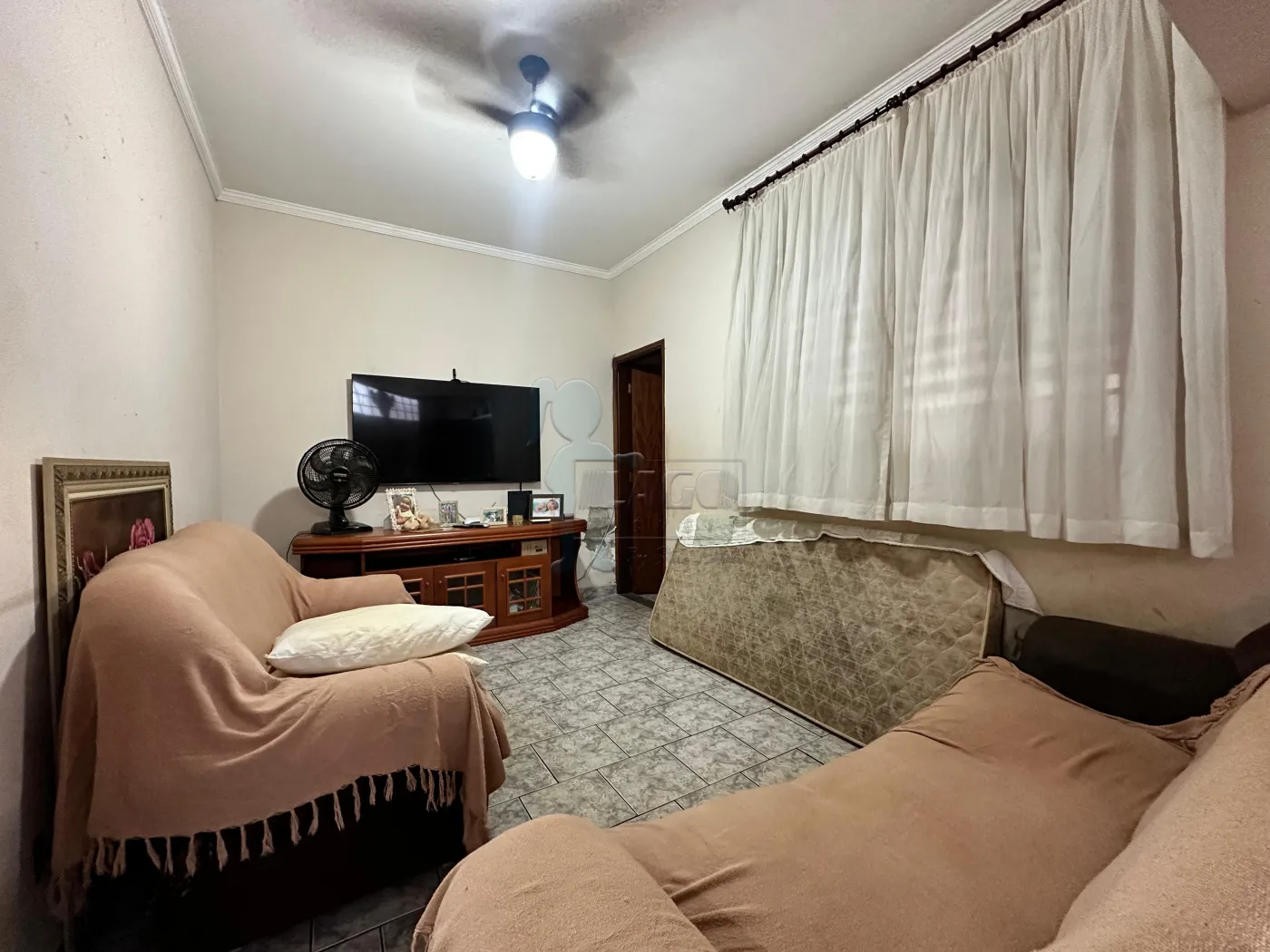 Comprar Casas / Padrão em Ribeirão Preto R$ 550.000,00 - Foto 1