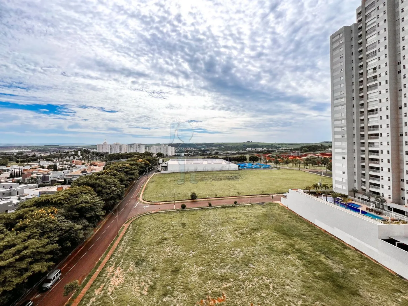 Alugar Apartamentos / Padrão em Ribeirão Preto R$ 3.000,00 - Foto 16