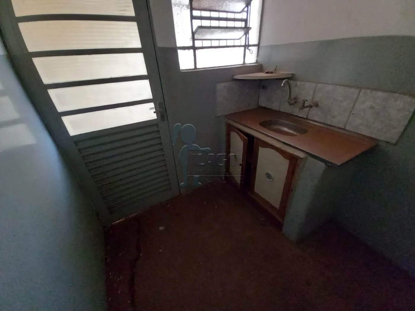 Comprar Casas / Padrão em Ribeirão Preto R$ 120.000,00 - Foto 2