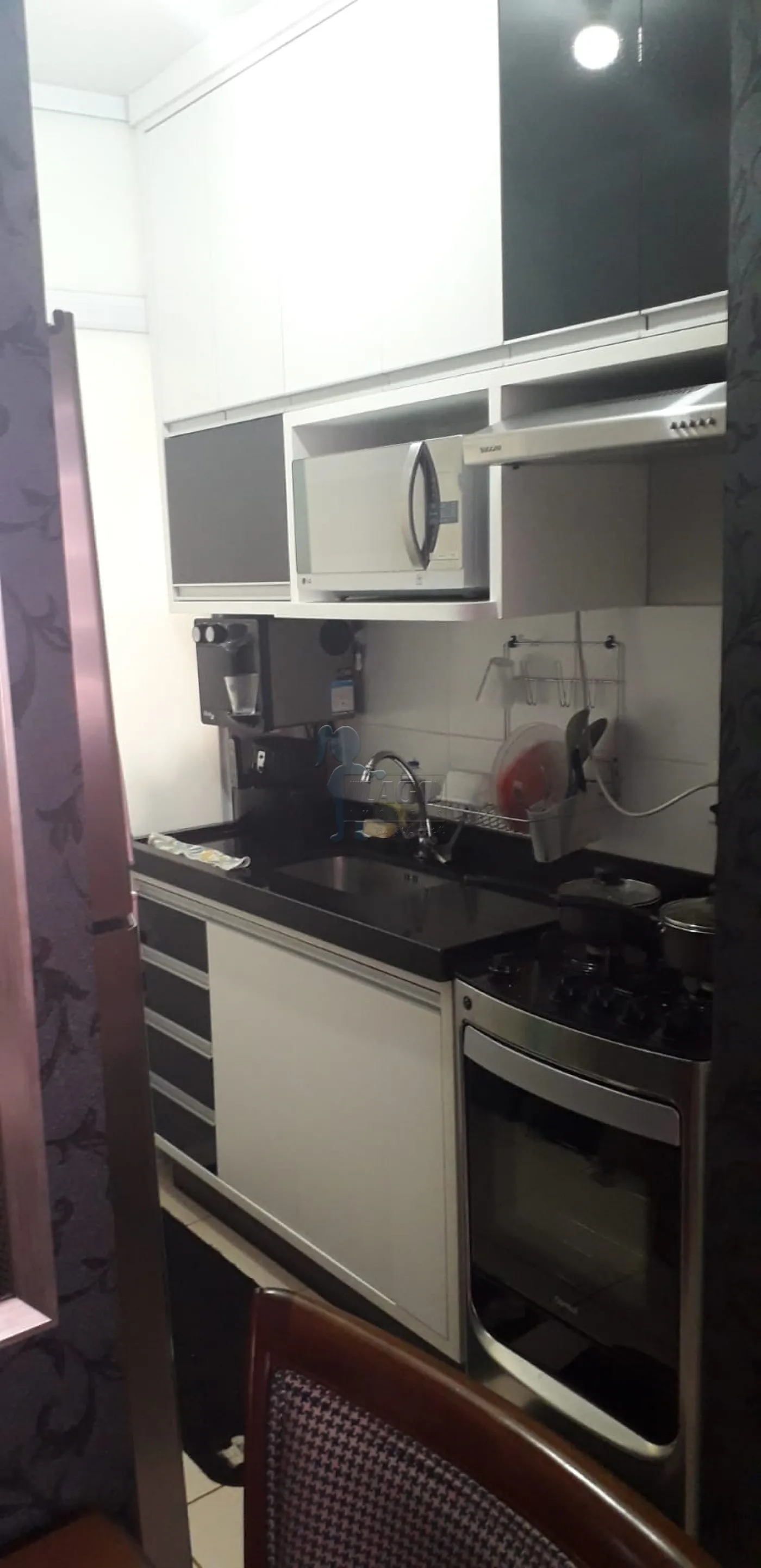 Comprar Apartamentos / Padrão em Ribeirão Preto R$ 180.000,00 - Foto 6