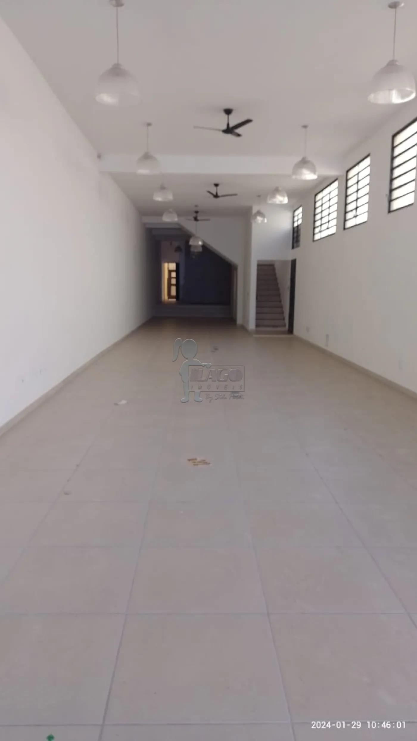 Alugar Comercial / Salão / Galpão / Armazém em Ribeirão Preto R$ 18.000,00 - Foto 1