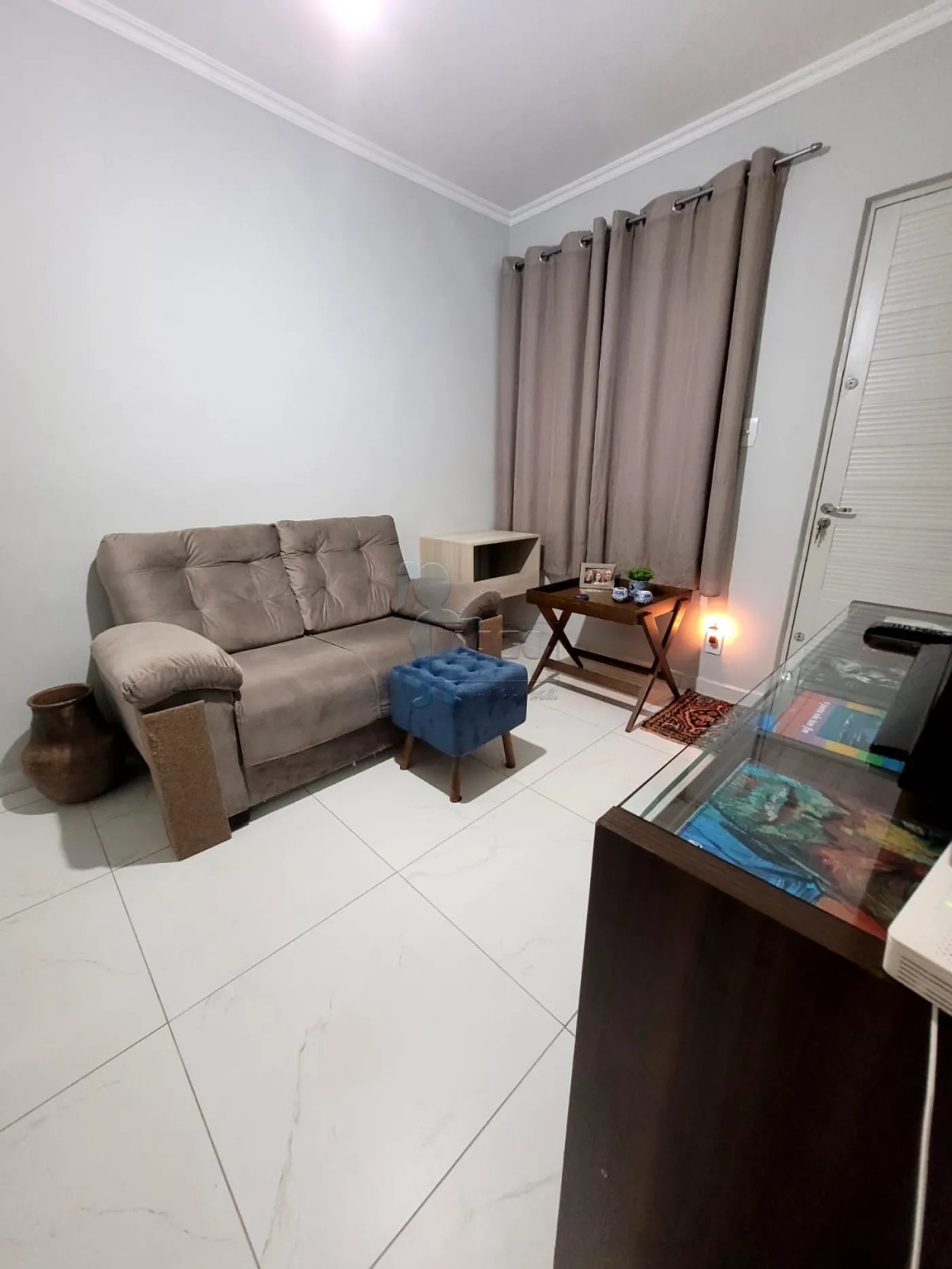 Comprar Apartamentos / Padrão em Ribeirão Preto R$ 115.000,00 - Foto 4