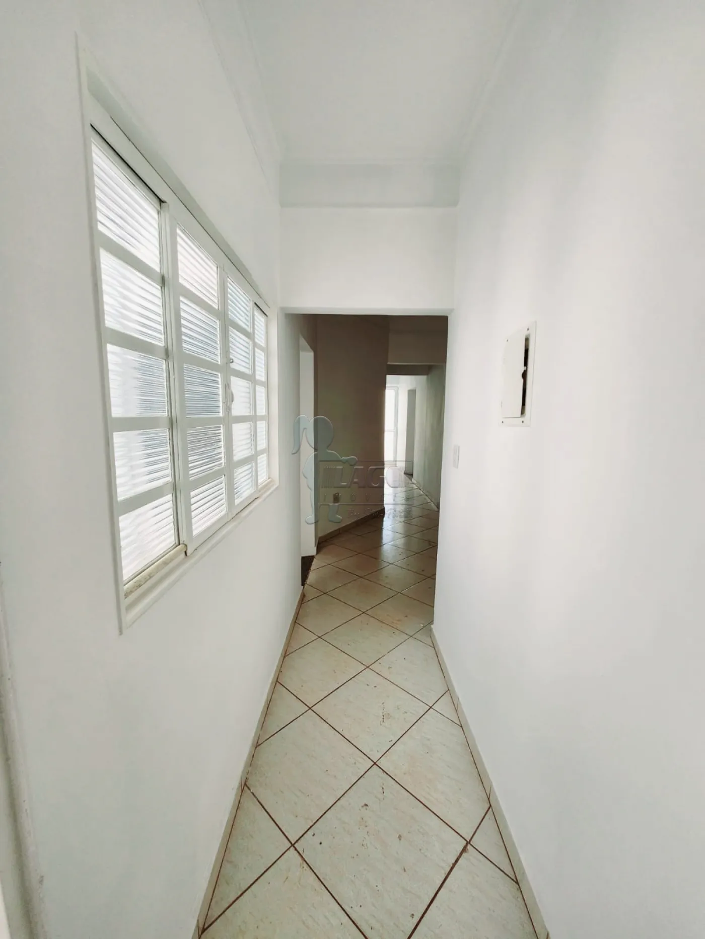 Comprar Casas / Padrão em Ribeirão Preto R$ 320.000,00 - Foto 3