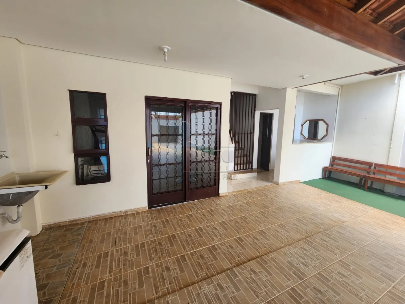 Comprar Casas / Padrão em Ribeirão Preto R$ 319.000,00 - Foto 5