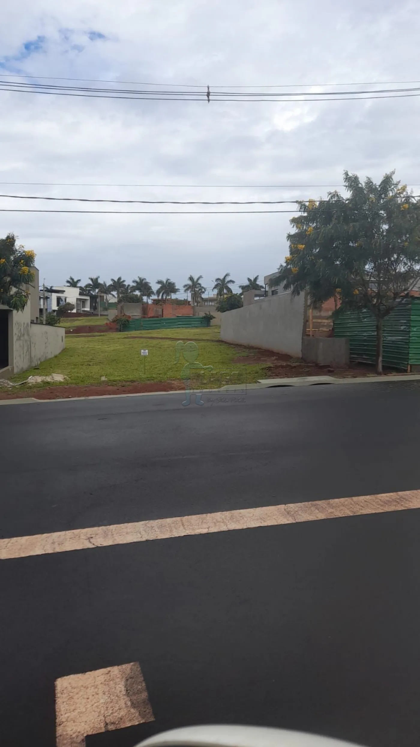 Comprar Terrenos / Condomínio em Ribeirão Preto R$ 550.000,00 - Foto 1